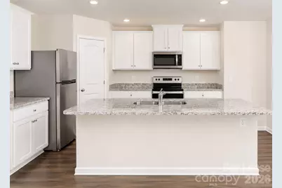 9201 Creedmore Hills Drive, Charlotte, NC 28214 - Photo 3