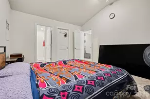 1329 Nia Rd, Charlotte, NC 28215 - Photo 11