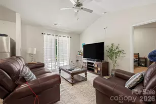 1329 Nia Rd, Charlotte, NC 28215 - Photo 5