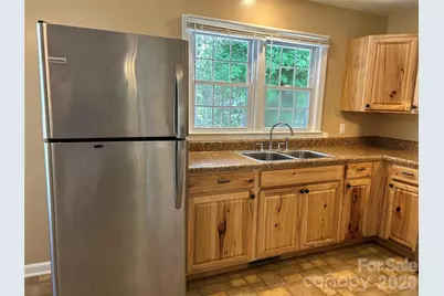 11 Mountain Road, Hendersonville, NC 28791 - Photo 9