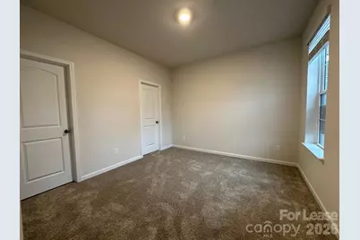10008 Hemmingway Place, Charlotte, NC 28227 - Photo 3