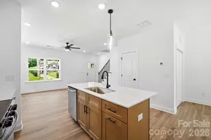 116 7th Ave SE, Hickory, NC 28602 - Photo 11