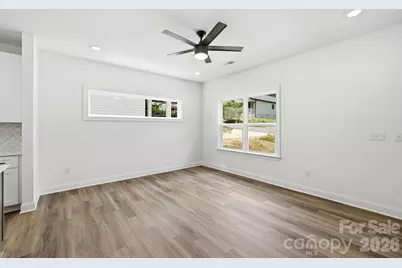 116 7th Avenue SE, Hickory, NC 28602 - Photo 9
