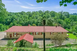 1065 Upper Pig Pen Rd, Green Mountain, NC 28740 - Photo 29