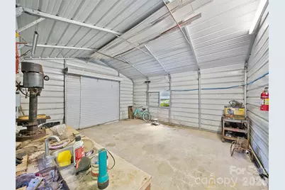 1065 Upper Pig Pen Road, Green Mountain, NC 28740 - Photo 35