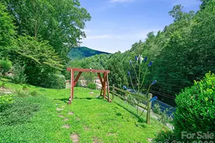 1065 Upper Pig Pen Rd, Green Mountain, NC 28740 - Photo 25
