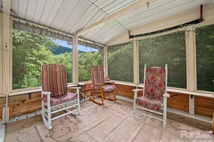 1065 Upper Pig Pen Rd, Green Mountain, NC 28740 - Photo 23