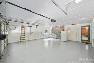 1065 Upper Pig Pen Rd, Green Mountain, NC 28740 - Photo 37