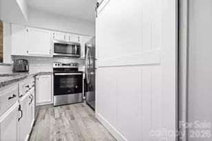 19843 Henderson Rd, Cornelius, NC 28031 - Photo 9