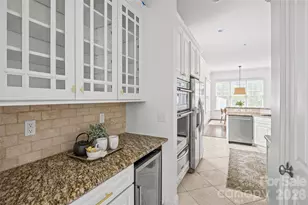2141 Chatham Ave, Charlotte, NC 28205 - Photo 19
