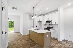 114 7th Ave SE, Hickory, NC 28602 - Photo 11