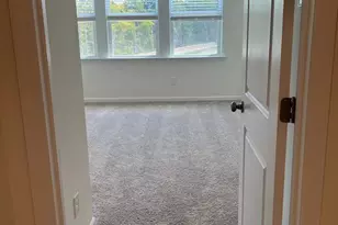 9119 Harwen Ln, Charlotte, NC 28215 - Photo 15