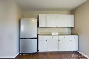 12621 Dervish Ln, Charlotte, NC 28269 - Photo 13