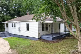 216 W Shannonhouse St, Shelby, NC 28152 - Photo 3