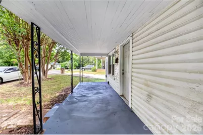 216 W Shannonhouse Street, Shelby, NC 28152 - Photo 31