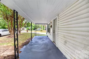 216 W Shannonhouse St, Shelby, NC 28152 - Photo 31