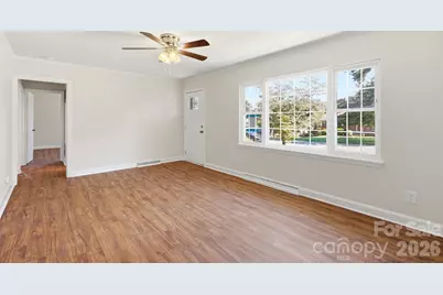 1122 E Park Drive, Gastonia, NC 28054 - Photo 11