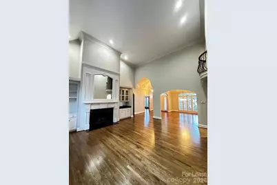 5523 Challis View Lane, Charlotte, NC 28226 - Photo 9