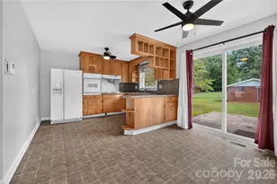 1717 Emmanuel Church Rd, Conover, NC 28613 - Photo 15