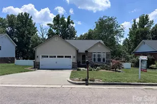 632 Marigold Dr, Kannapolis, NC 28083 - Photo 1