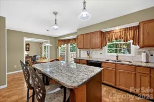 505 Glen Ellyn Ct, Charlotte, NC 28213 - Photo 13