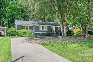 1027 Dresden Dr W, Charlotte, NC 28205 - Photo 3