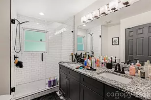 1027 Dresden Dr W, Charlotte, NC 28205 - Photo 17