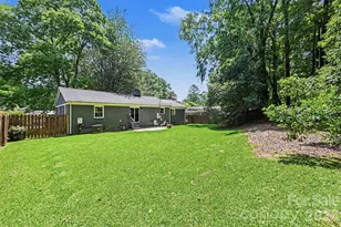 1027 Dresden Dr W, Charlotte, NC 28205 - Photo 29