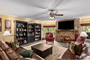1071 Linkside Dr, Hendersonville, NC 28739 - Photo 27