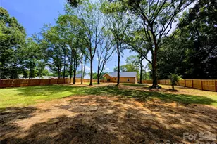 711 Guinn St, Clover, SC 29710 - Photo 29