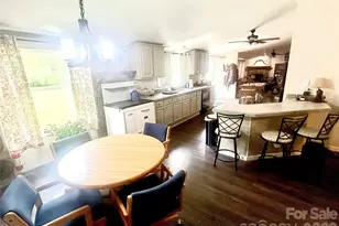 10755 Nc 209 Hwy, Hot Springs, NC 28743 - Photo 21