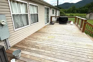 10755 Nc 209 Hwy, Hot Springs, NC 28743 - Photo 35