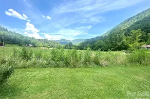 10755 Nc 209 Hwy, Hot Springs, NC 28743 - Photo 11