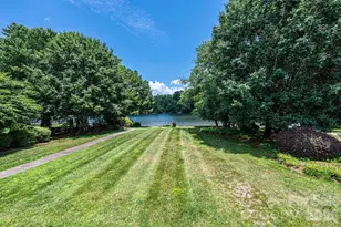 1857 Hidden Pointe Dr, Hickory, NC 28601 - Photo 15