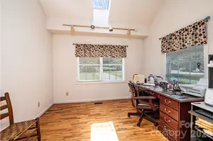 1857 Hidden Pointe Dr, Hickory, NC 28601 - Photo 39