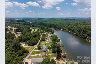 1857 Hidden Pointe Drive, Hickory, NC 28601 - Photo 9