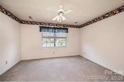 1857 Hidden Pointe Drive, Hickory, NC 28601 - Photo 45
