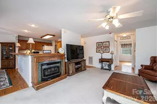 1857 Hidden Pointe Dr, Hickory, NC 28601 - Photo 23