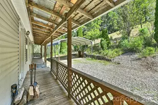 284 Paul Gosnell Rd, Marshall, NC 28753 - Photo 21