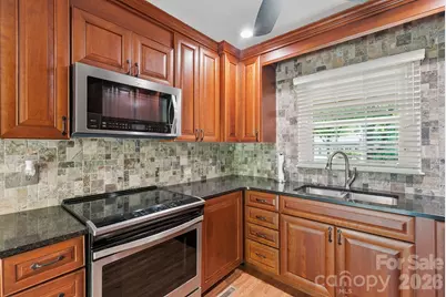 138 Castlerock Drive, Asheville, NC 28806 - Photo 7