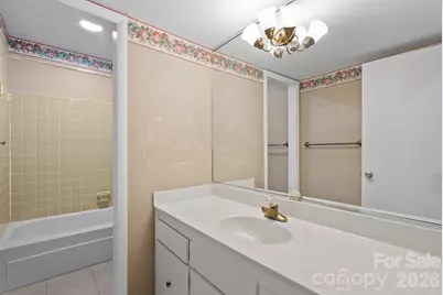 138 Castlerock Drive, Asheville, NC 28806 - Photo 23