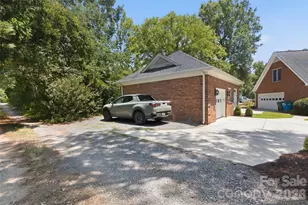 208 Kelly Ct, Fort Mill, SC 29715 - Photo 47