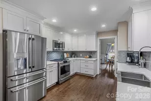 208 Kelly Ct, Fort Mill, SC 29715 - Photo 13