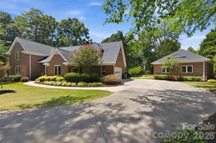 208 Kelly Ct, Fort Mill, SC 29715 - Photo 43