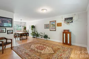 843 W J St, Newton, NC 28658 - Photo 9