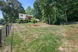 843 W J St, Newton, NC 28658 - Photo 37