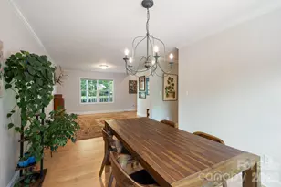 843 W J St, Newton, NC 28658 - Photo 15