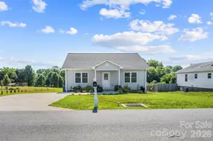 112 Elm St, Morganton, NC 28655 - Photo 1