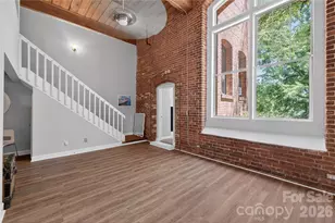 201 S Hoskins Rd, Charlotte, NC 28208 - Photo 17