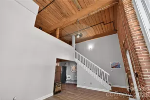 201 S Hoskins Rd, Charlotte, NC 28208 - Photo 19